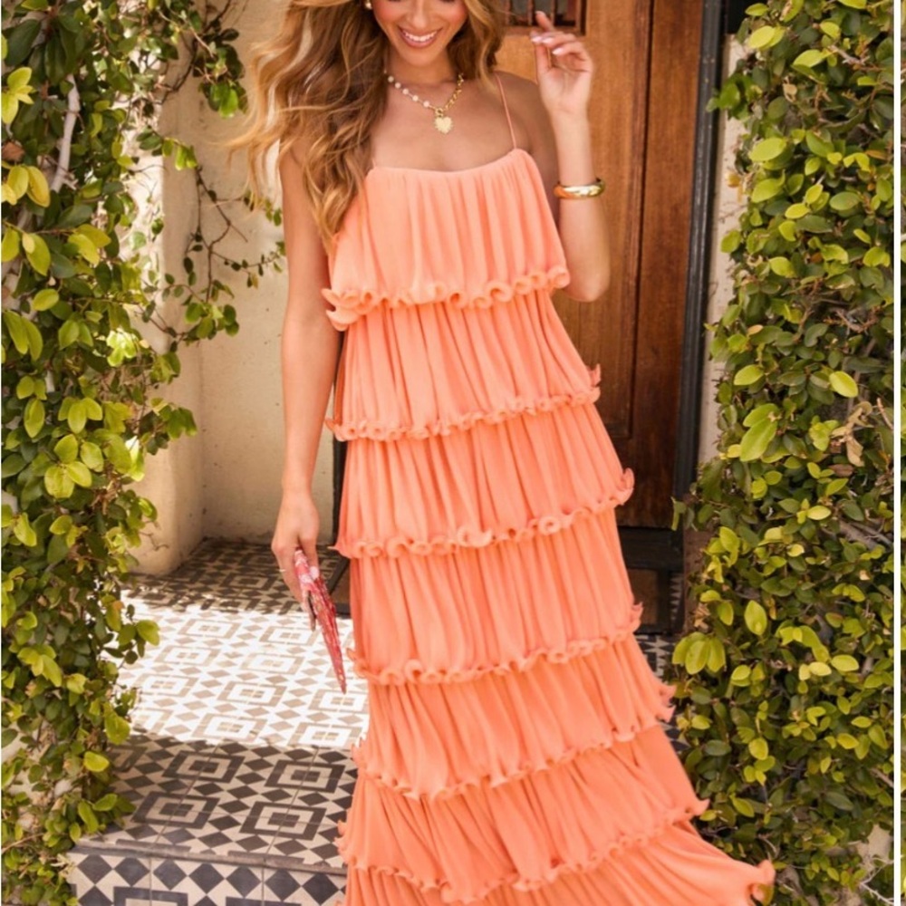 Vici Swing By Plisse Tiered Ruffle Maxi Dress - Medium/Apricot NWT